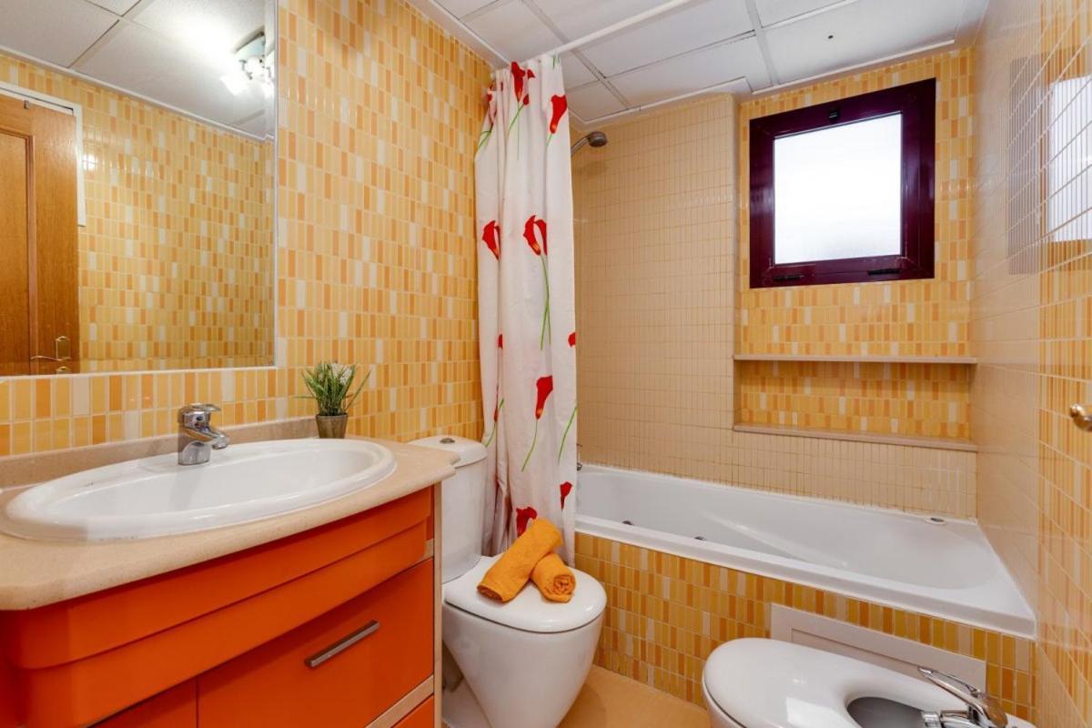 Nice Apartment With Terrace On The Los Locos Beach 또레비에하 외부 사진